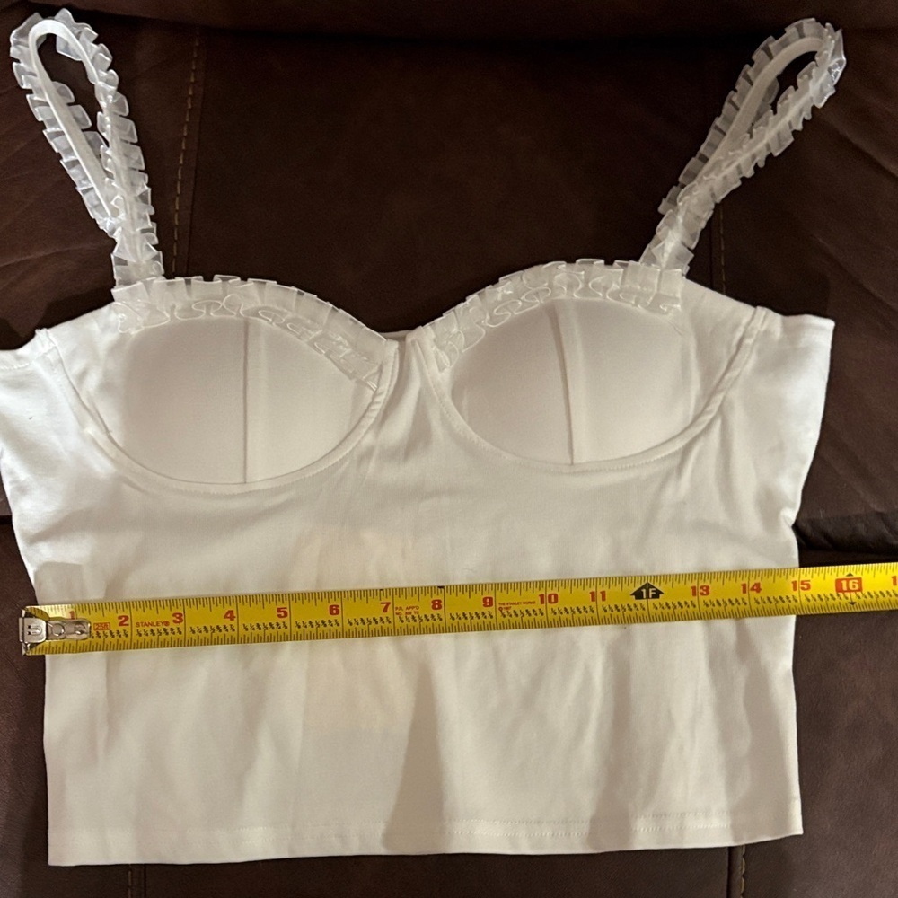 NWT ROSIE POSIE Chic White Ruffled Strap Tank Top - Picture 7 of 9